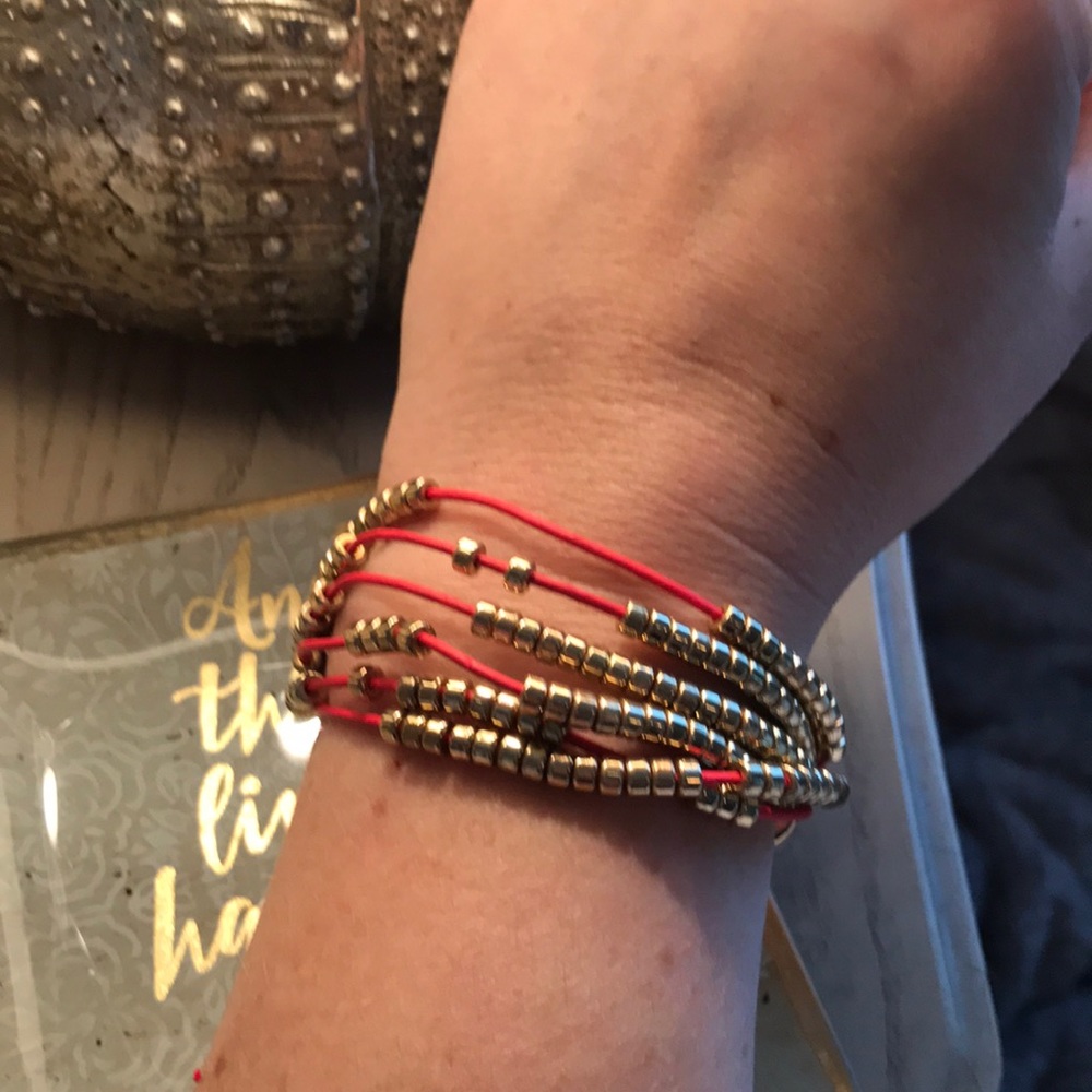 Coral and gold bracelet